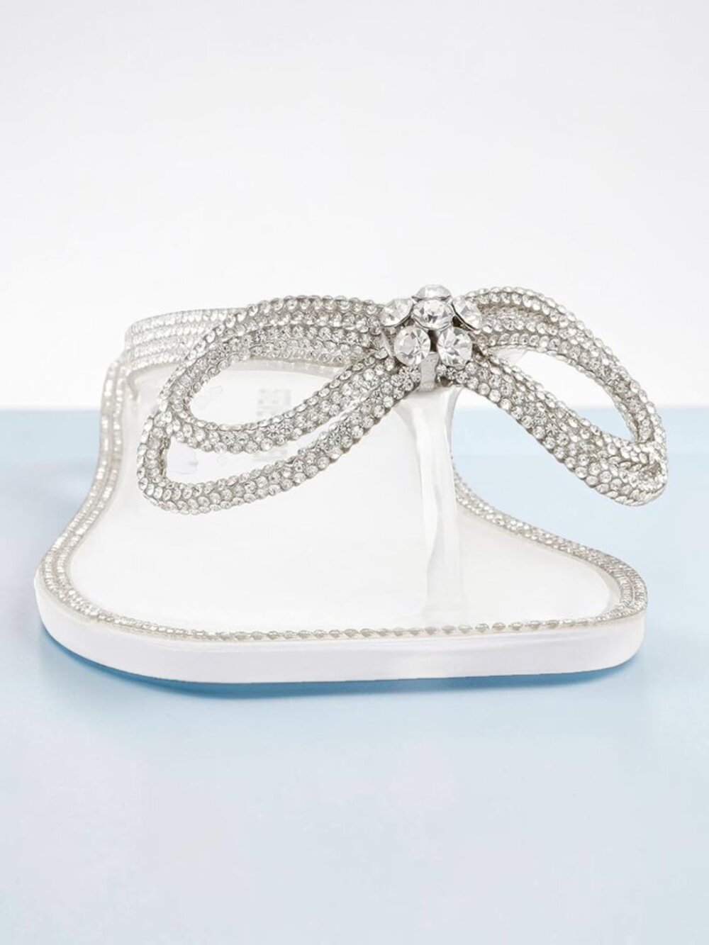 Steve Madden Juned Rhinestone Bow Flip Flop Sandal White Flat Size 8